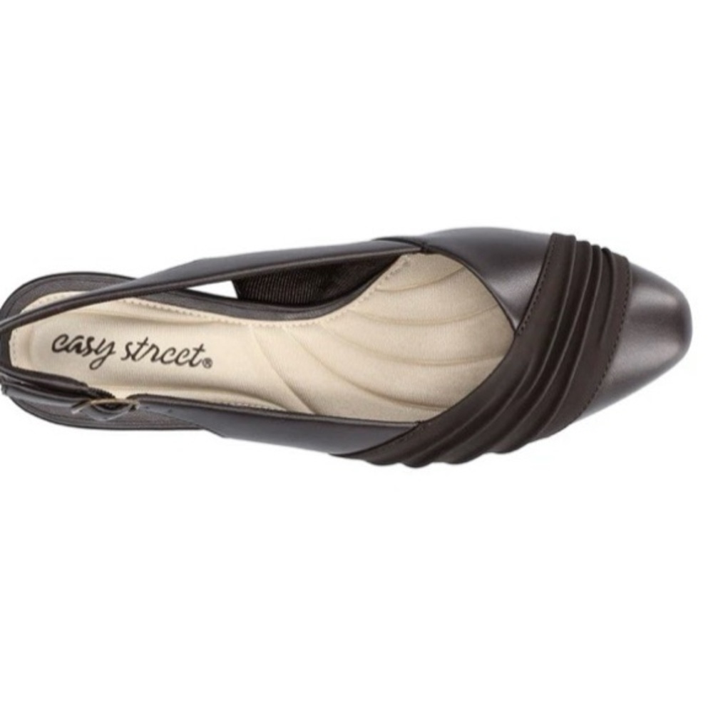 Easy Street Dark Brown Slingback Heels Size 7 - Picture 2 of 16